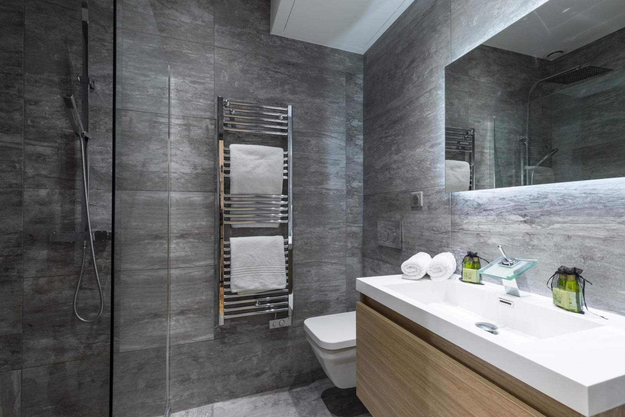 Brand New 1 Bdr Place Du Pin Apartment Nizza